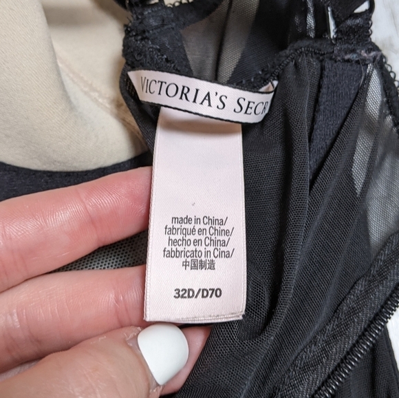 Retro Victoria's Secret Sexy Black and Cream Sheer Mesh Side Zip Corset Size 32D - Picture 2 of 8